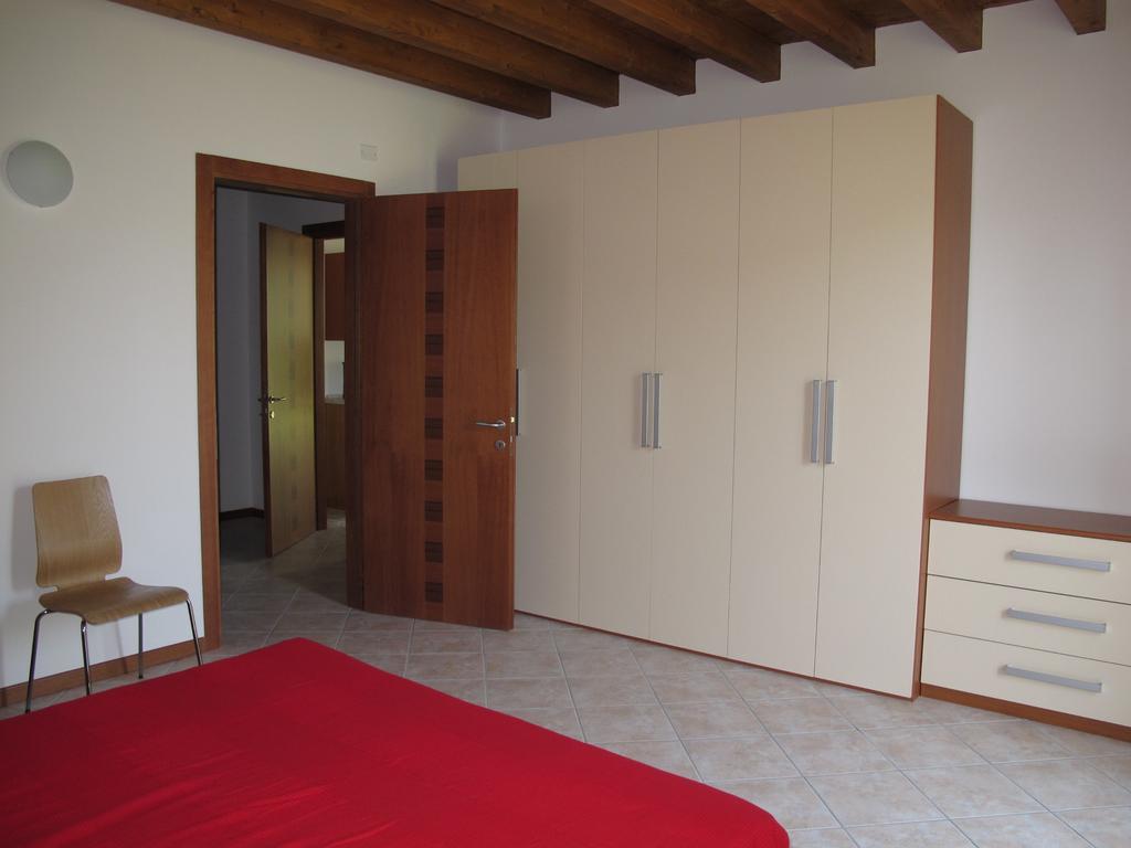 Appartamenti Donatello Toscolano Maderno Szoba fotó